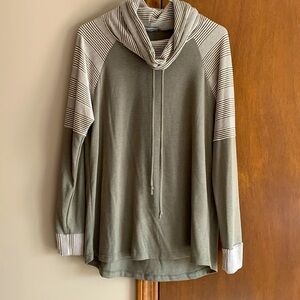 Woman’s boutique olive tunic. Great condition